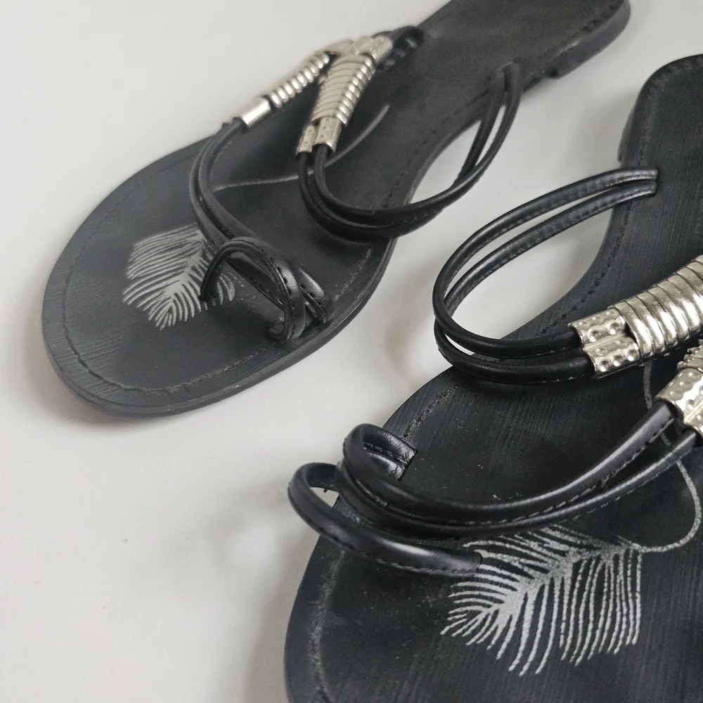 ☆ CL BY LAUNDRY Flip Flops